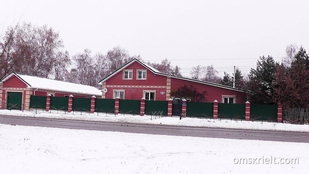 Верх красноярка. Красноярка Омский раон школа. Баня Красноярка Омск село. Адаптационная школа интернат с Красноярка Омского р-на Омской обл.